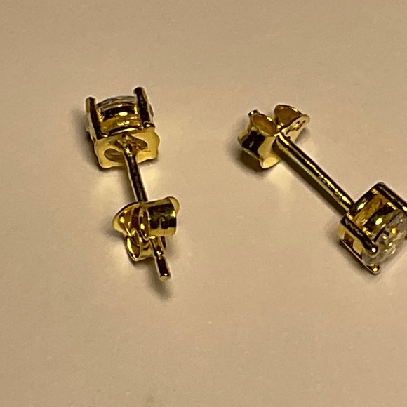 Sterling Silver Gold Color Stud Earrings with a clear stone - Picture 5 of 5